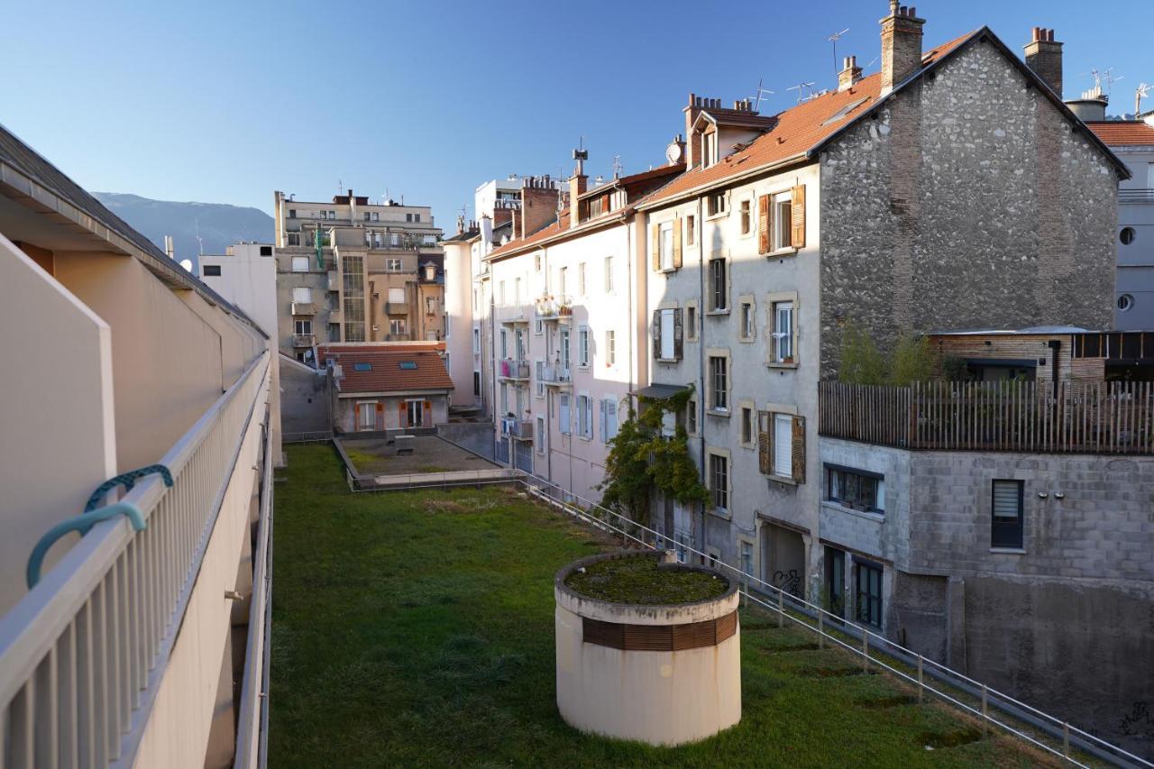 Studio Plein Centre, Calme, Parking Inclus, Piscine Et Gardien Grenoble Bagian luar foto