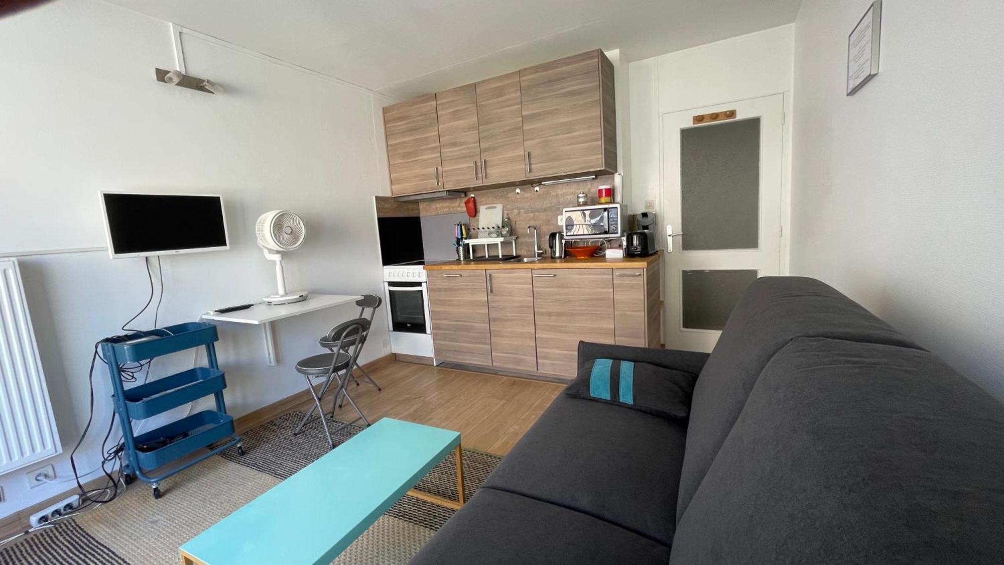 Studio Plein Centre, Calme, Parking Inclus, Piscine Et Gardien Grenoble Bagian luar foto