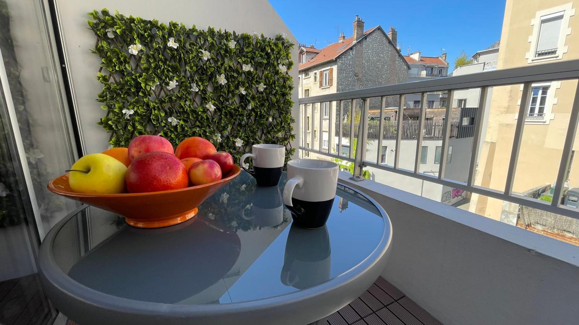 Studio Plein Centre, Calme, Parking Inclus, Piscine Et Gardien Grenoble Bagian luar foto